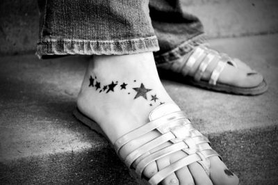 tatuajes pequeños de estrellas